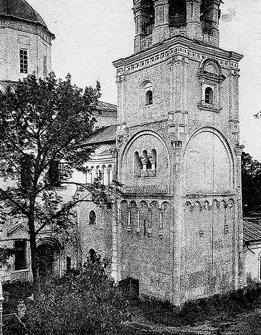 Боголюбовский монастырь. Остатки палат князя Андрея Боголюбского